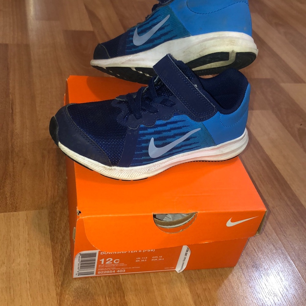 Nike downshifter 8 sneakers